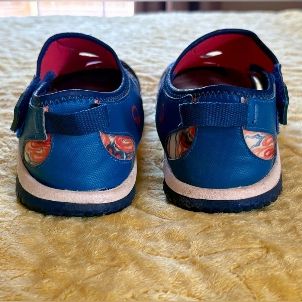 Keen unisex stingray
